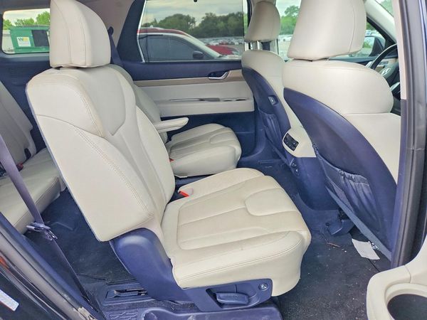 2021 HYUNDAI PALISADE SEL w/ Premium Pkg