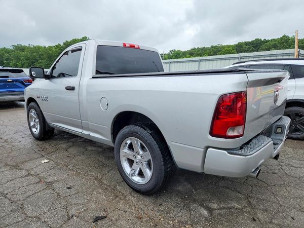 2014 RAM 1500 ST
