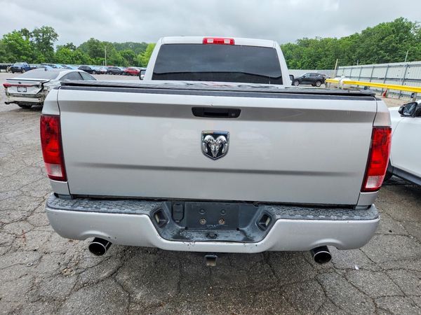 2014 RAM 1500 ST