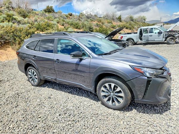 2025 SUBARU OUTBACK Limited