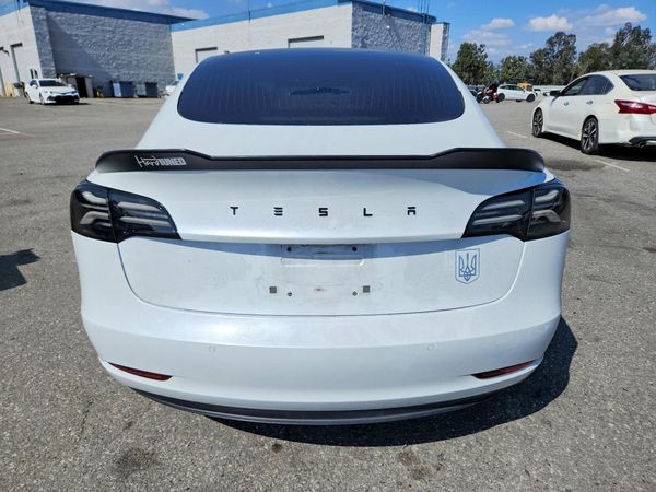 2018 TESLA MODEL 3 — DIRR