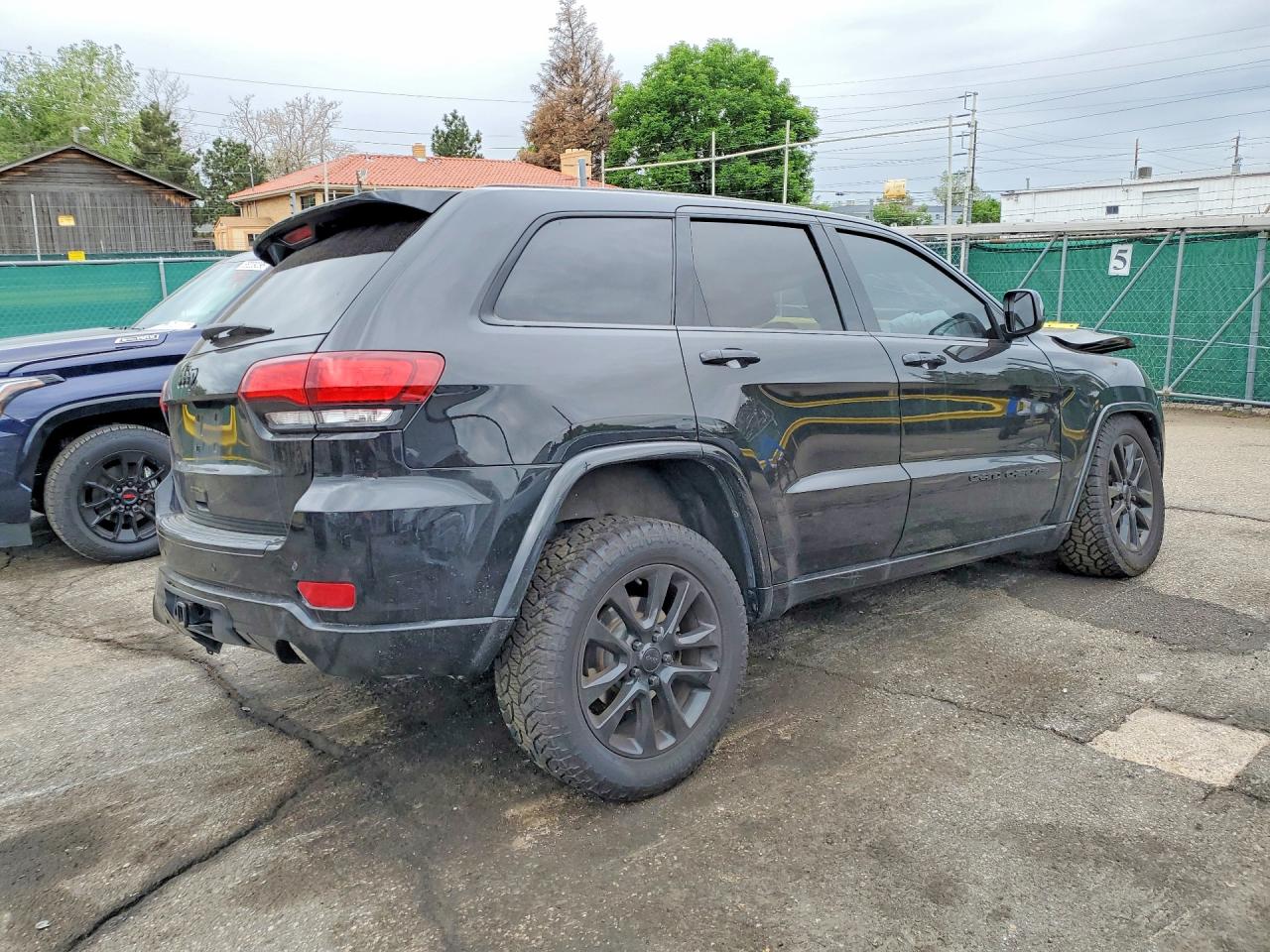 2017 JEEP GRAND CHEROKEE LAREDO 4X4