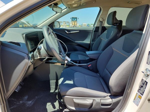 2026 KIA NIRO LX