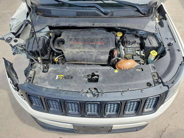 2018 JEEP COMPASS LATITUDE 4X2