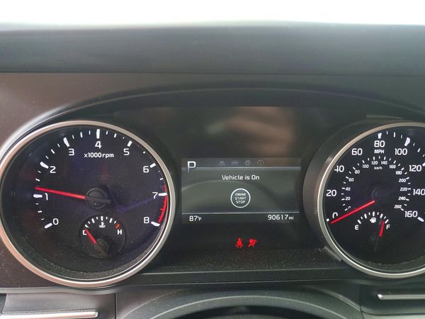 2022 KIA CARNIVAL LX, LX Seat Package