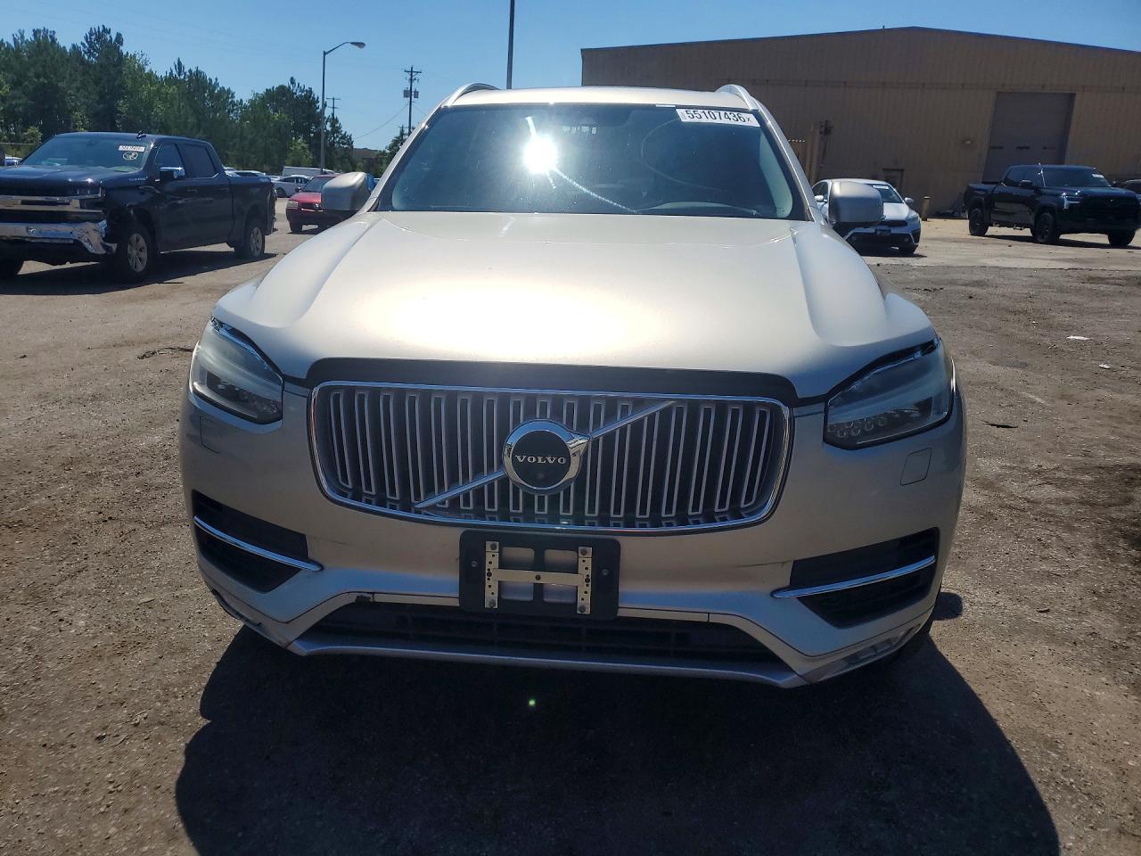 2016 VOLVO XC90