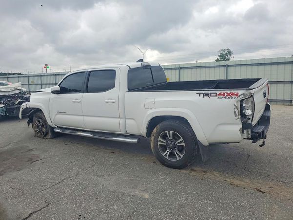 2017 TOYOTA TACOMA