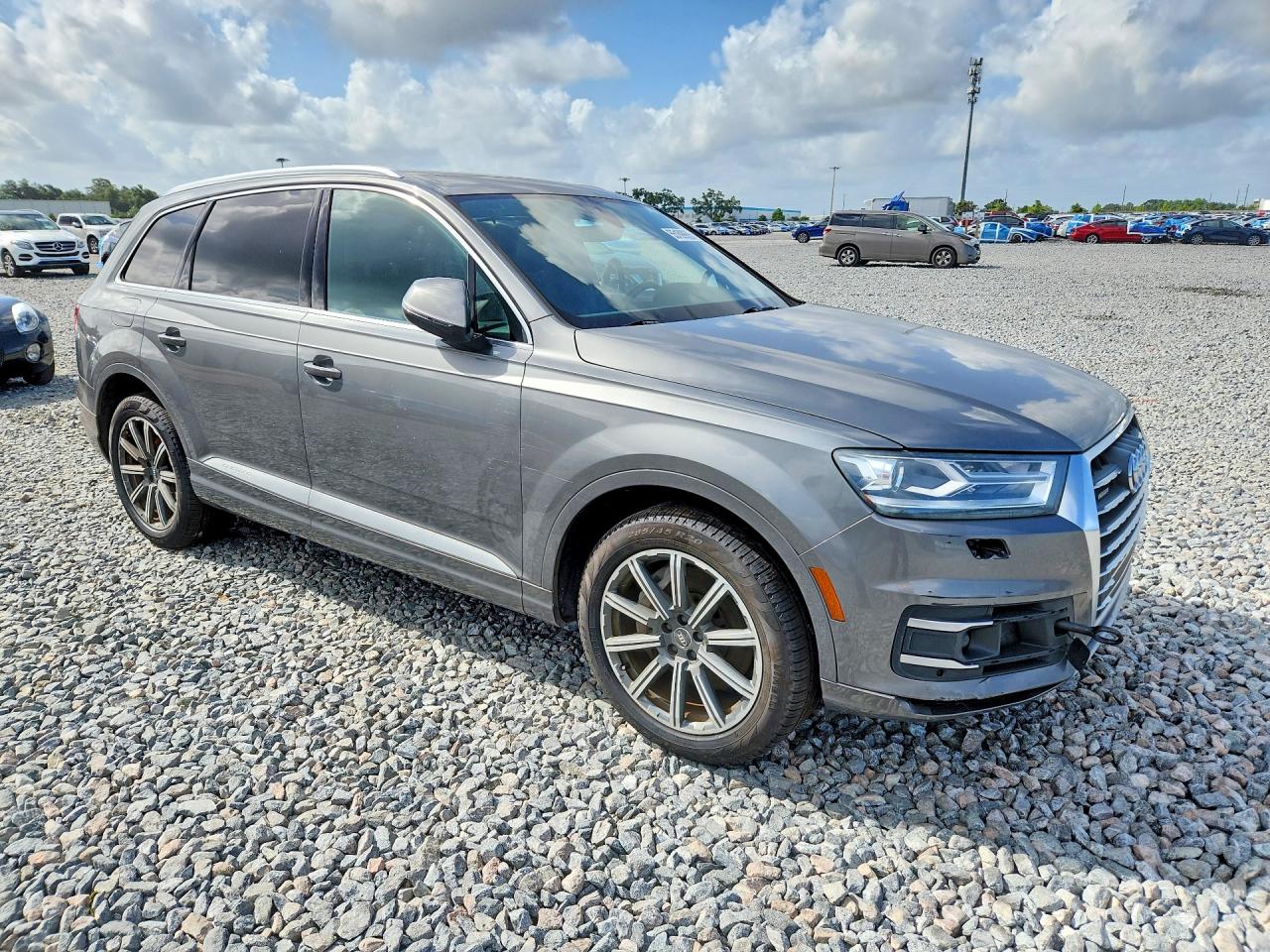 2017 AUDI Q7 quattro Premium Plus