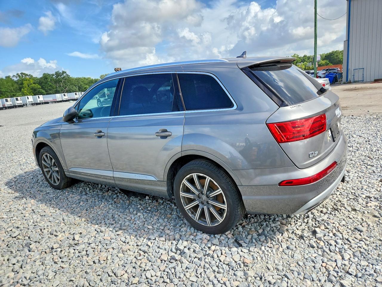 2017 AUDI Q7 quattro Premium Plus