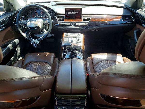 2017 AUDI A8 quattro Sport L