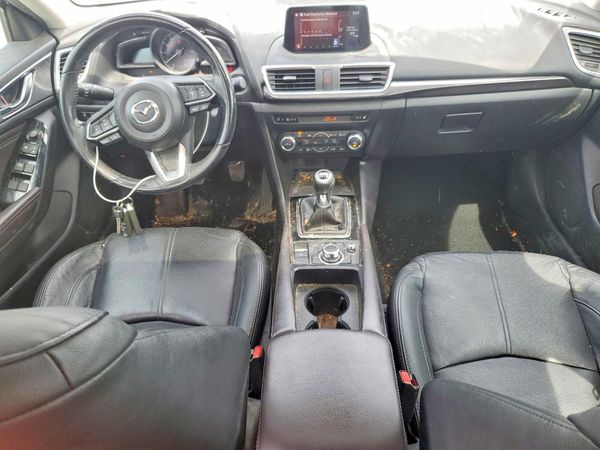 2018 MAZDA 3