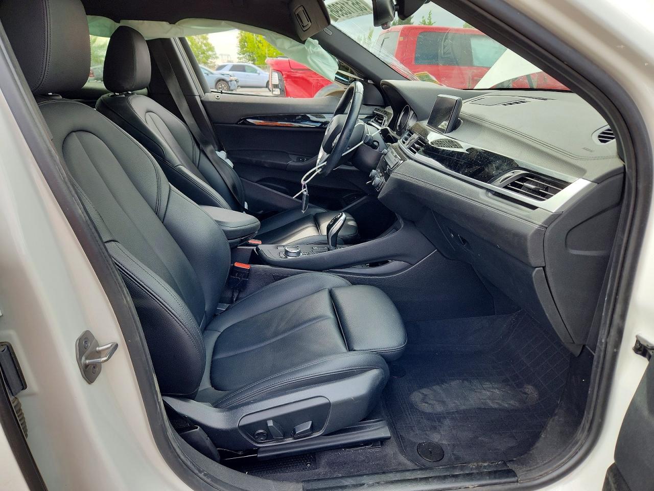 2022 BMW X2 xDrive28i