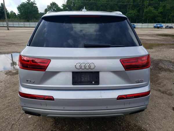 2017 AUDI Q7 quattro Premium Plus