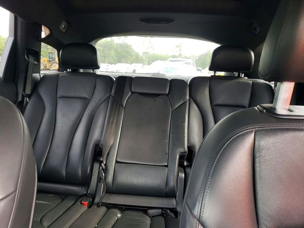 2017 AUDI Q7 quattro Premium Plus
