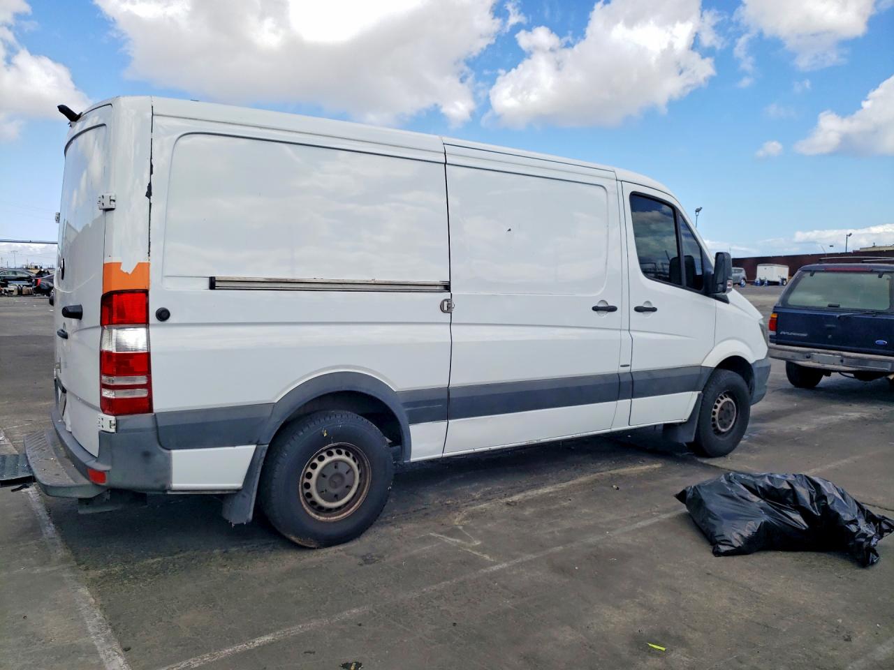 2015 MERCEDES-BENZ SPRINTER