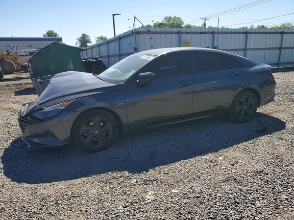 2021 HYUNDAI ELANTRA SEL
