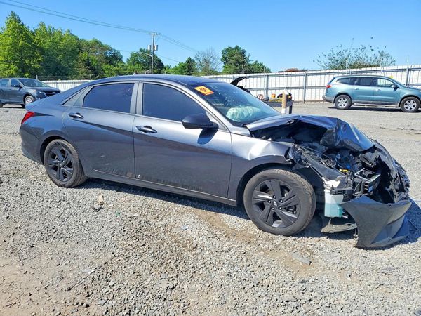 2021 HYUNDAI ELANTRA SEL
