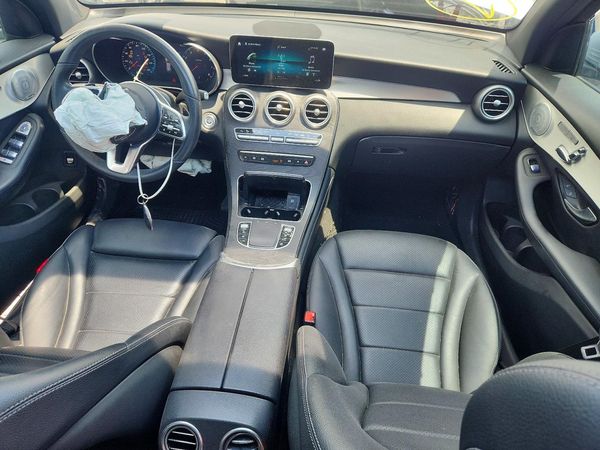 2020 MERCEDES-BENZ GLC GLC300