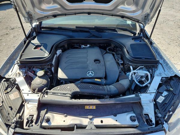 2020 MERCEDES-BENZ GLC GLC300