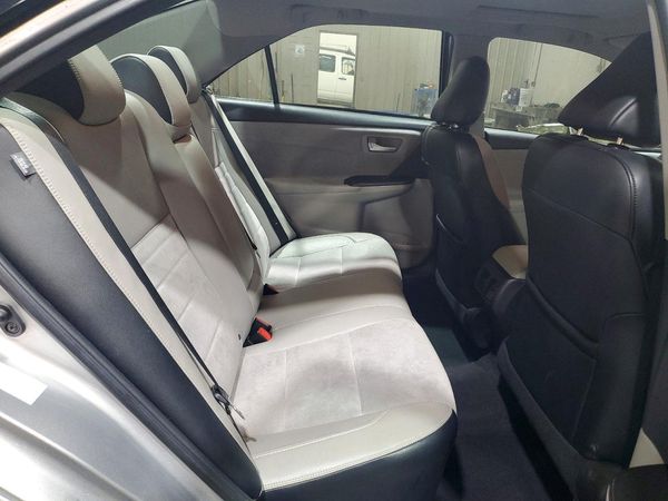 2016 TOYOTA CAMRY