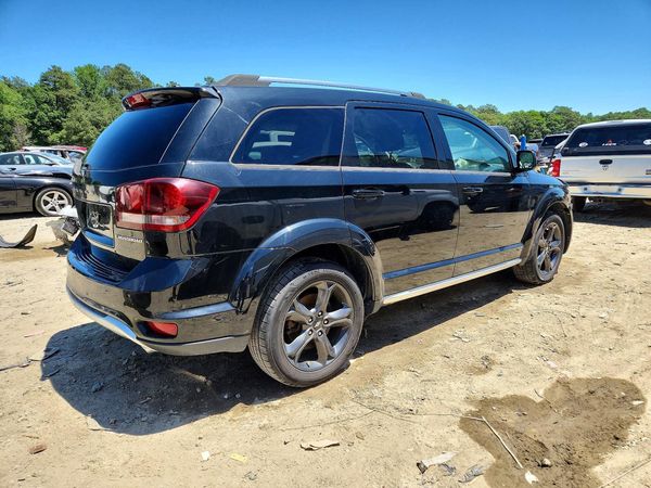 2018 DODGE JOURNEY Crossroad (M,U,C)
