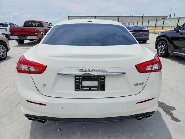 2018 MASERATI GHIBLI