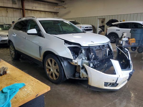 2015 CADILLAC SRX Performance