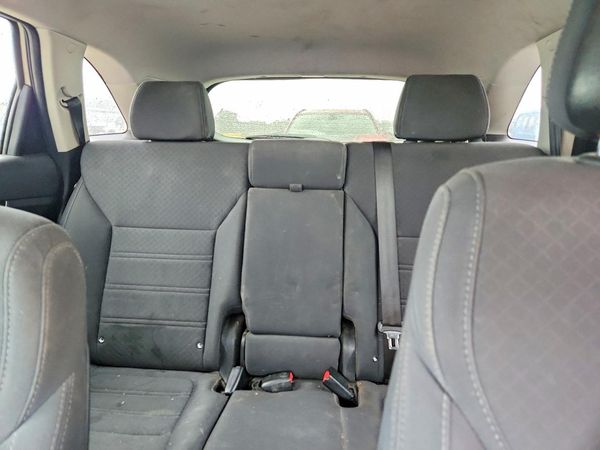 2016 KIA SORENTO L / LX