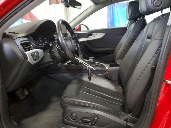 2017 AUDI A4 quattro Premium