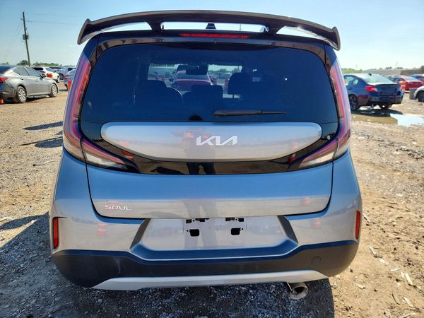 2023 KIA SOUL LX, S