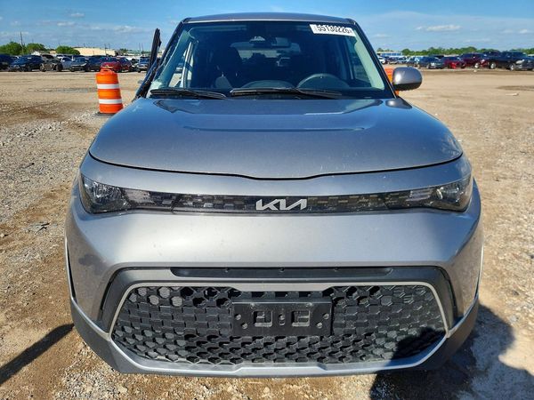 2023 KIA SOUL LX, S