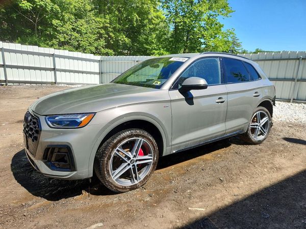 2024 AUDI Q5 E
