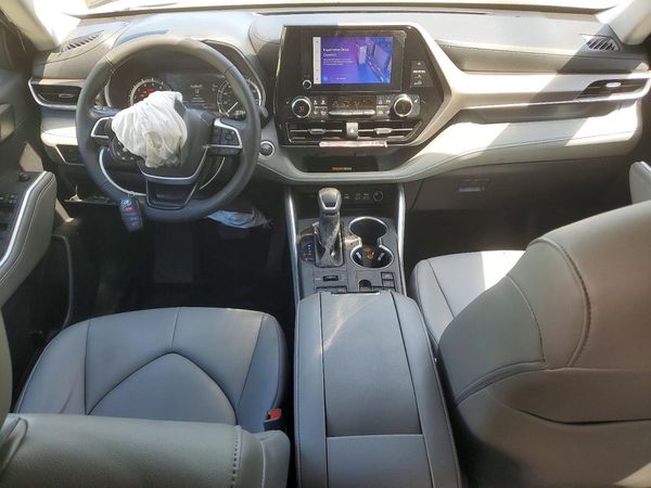 2025 TOYOTA HIGHLANDER