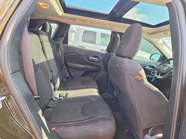 2016 JEEP CHEROKEE LATITUDE 4X4