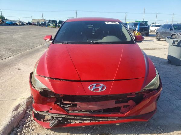 2021 HYUNDAI ELANTRA SEL