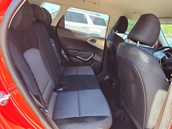 2025 KIA SOUL LX, S