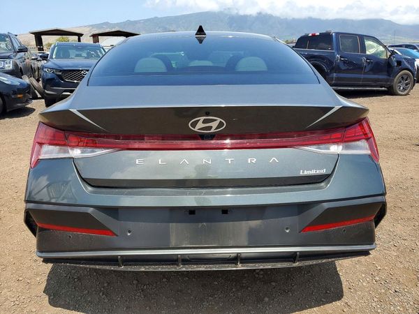 2024 HYUNDAI ELANTRA Limited