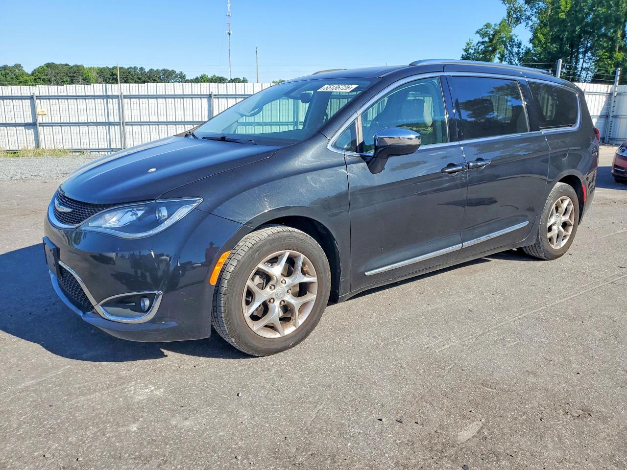 2019 CHRYSLER PACIFICA Limited