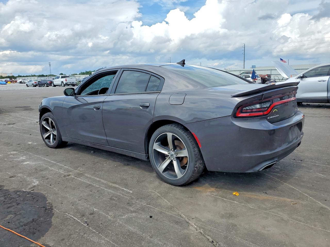 2017 DODGE CHARGER SE