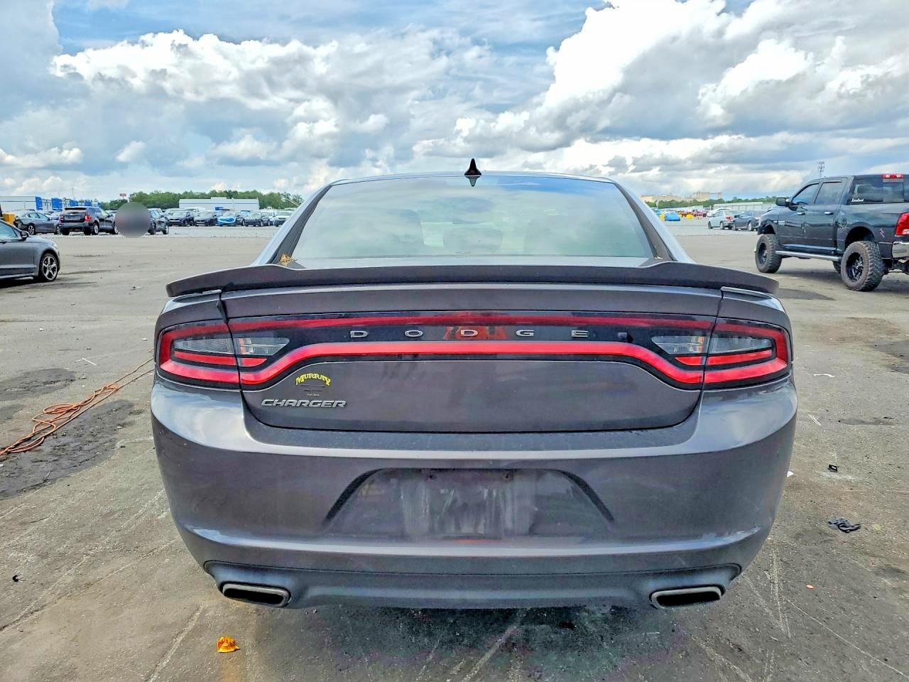 2017 DODGE CHARGER SE