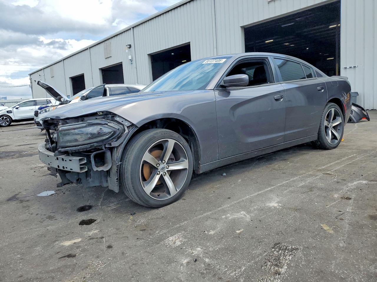 2017 DODGE CHARGER SE