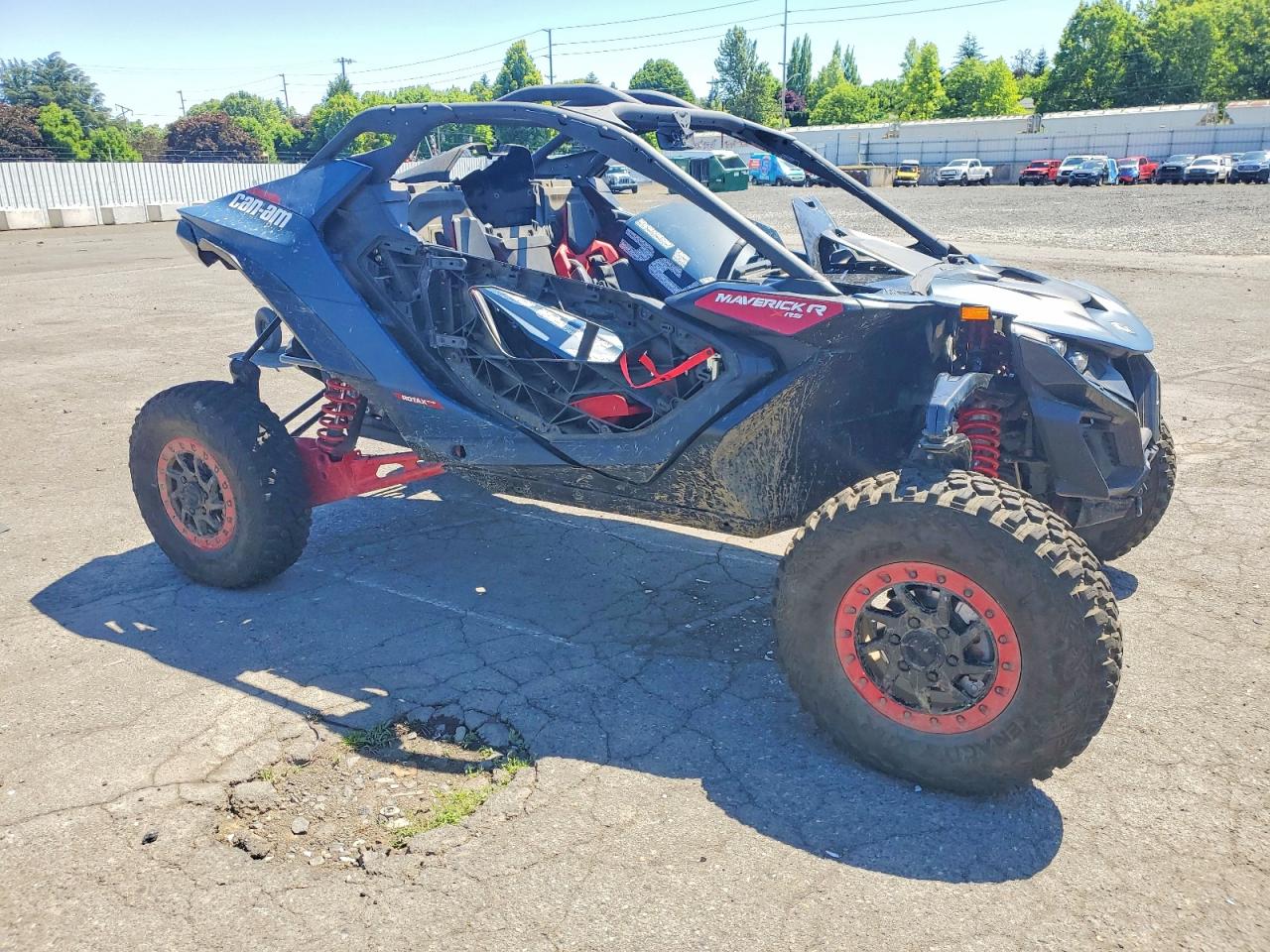 Can-Am MAVERICK R