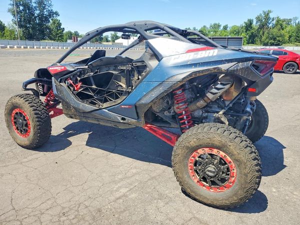 2025 CAN-AM MAVERICK R
