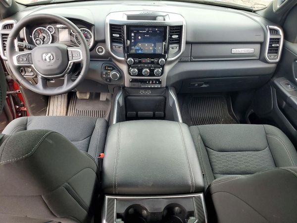 2025 RAM 1500 Big Horn/Lonestar