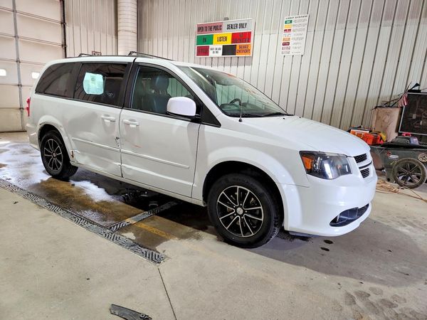 2017 DODGE GRAND CARAVAN GT