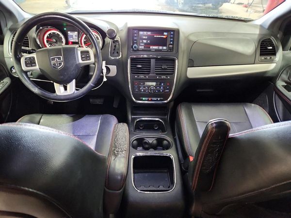 2017 DODGE GRAND CARAVAN GT