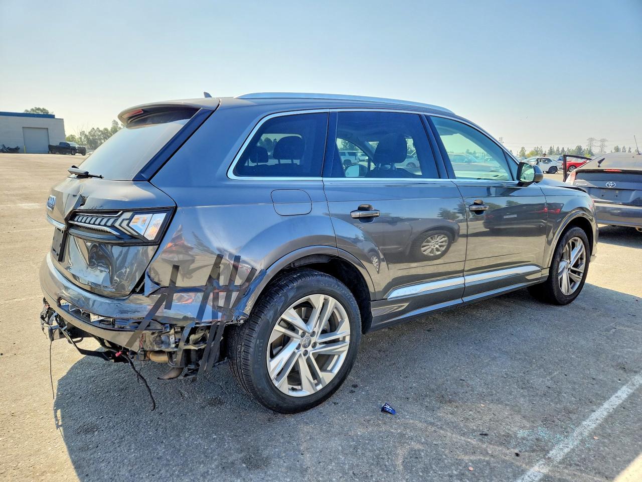 2020 AUDI Q7 quattro Premium Plus