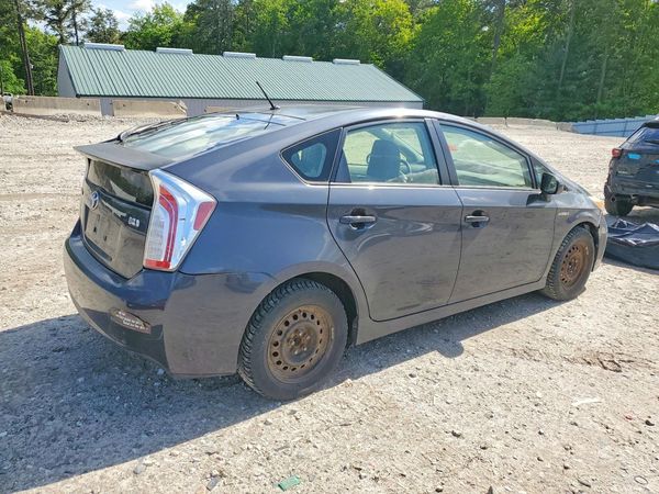 2012 TOYOTA PRIUS