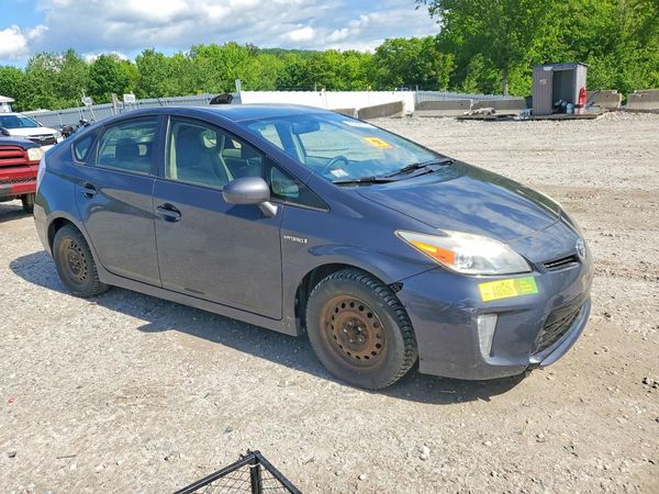 2012 TOYOTA PRIUS