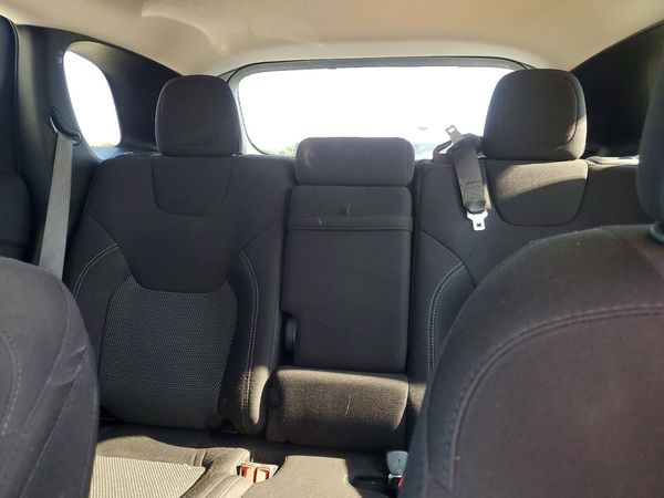 2019 JEEP CHEROKEE LATITUDE FWD